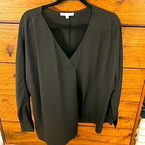 DR2 plus 2x black long sleeve blouse